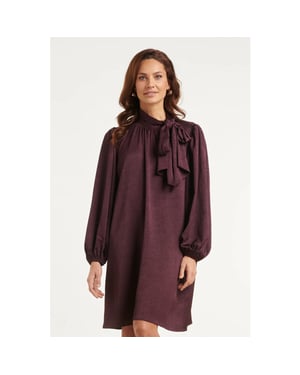 Smashed Lemon Jurk met strikhals en satijnlook |