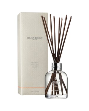 Molton Brown Re-Charge Black Peppercorn Aroma Reeds Diffuser 150ml