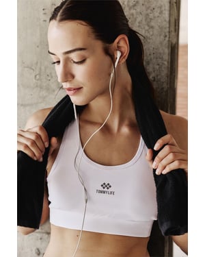 Fitted Sleeveless Crop Sports Top