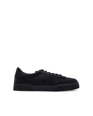 Suede sports shoes
