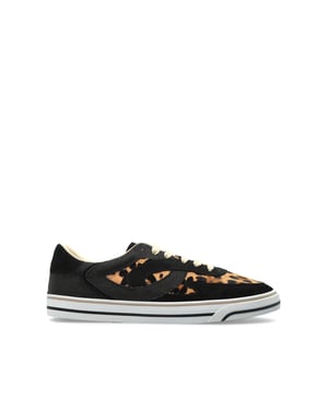 DG Sailing' sports shoes