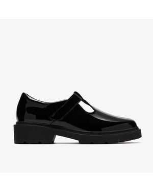 Eris Shine Y. Black Pat Shoes