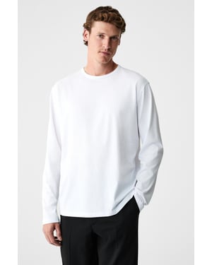 Ribbad T-shirt med rund hals och lång ärm
