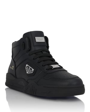 Mid-Top Sneakers Street