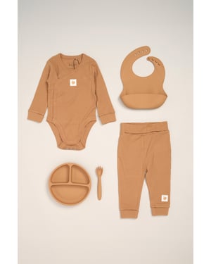 5-Piece Outfit and Feeding Gift Set