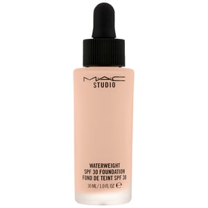 M.A.C Studio Waterweight SPF30 Foundation — Lightweight Medium Coverage (Shade NW13)