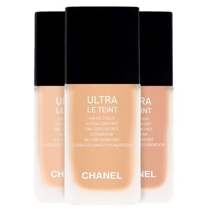 Chanel Ultra Le Teint Ultrawear Foundation - Een vlekkeloze finish die 24 uur lang blijft zitten.