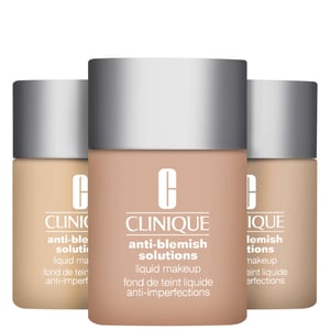 Clinique Anti-Blemish Solutions vloeibare make-up in CN 74 Beige - 30 ml