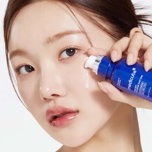 Medicube One Day Exosome Shot 2000 Ampoule 30ml for Radiant Skin