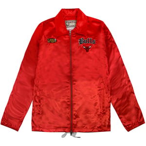 Mitchell & Ness Chicago Bulls NBA Old English Faded Satin Jacka