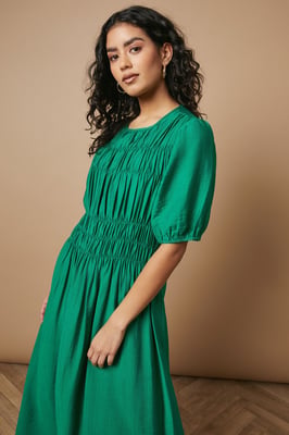 Petite Shirred Bodice Puff Sleeve Midi Dress