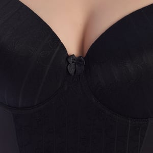 BDVANESSA damesbody met beugel en cups