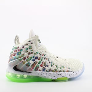 Nike Lebron XVII Vit Textil Lace Up Juniors Träningsskor BQ5594 100