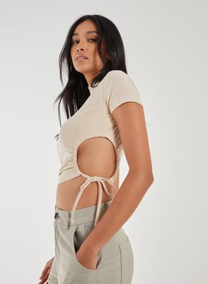 Cut Out Tide Side High Neck Crop Top