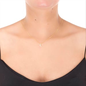 Halsband Luxenter halvmåne tillverkat av 925 sterling silver 18K guldpläterad finish