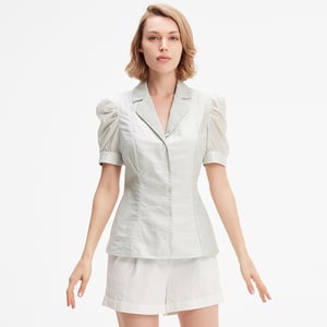 Kortärmad blus i organza