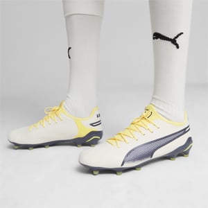 PUMA Mens KING ULTIMATE FG/AG Football Boots