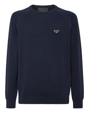 Rund halsringning med pullover