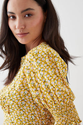 Petite Yellow Ditsy Shirred Cuff Midi Dress