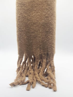 Beige Knitted Scarf With Tassels