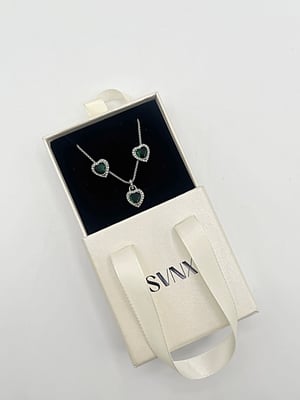 Green Diamante Heart Necklace and Earrings Set in Silver