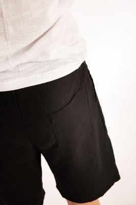 Takeshy Kurosawa Shorts Lino Herr Svart