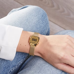Casio Casio Collection Retro Women's Gold Watch LA670WEMY-9EF