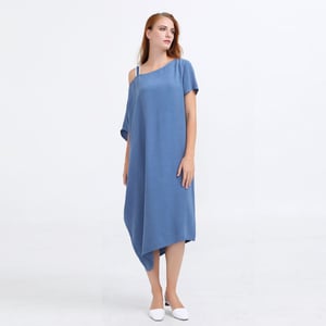 Minimalist Asymmetric Off-the-Shoulder Loose Dress