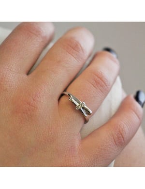 Luminous Bow ring - Oostenrijks kristal