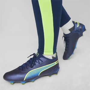 PUMA Womens KING ULTIMATE FG/AG Football Boots