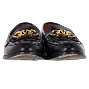 Valentino VCHAIN Loafers in Zwart Leer