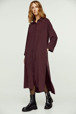 Bourgondische midi-jurk met zijsplitten
