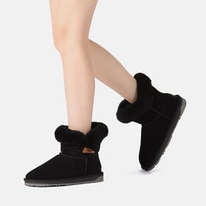 EVER AU Women Robin Horn Toggle button Mini Boots