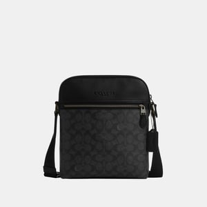 Houston Flight Bag in Signature