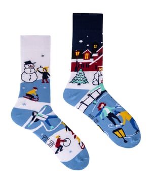 SPOX SOX - Mens & Ladies Mismatched Novelty Odd Socks - Winter Activities