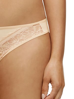 Floral Touch Brief