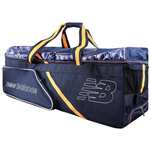New Balance DC880 Grote Wheely Cricket Bag