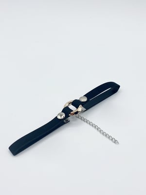 Faux Suede Choker Necklace With Ring Charm In Black