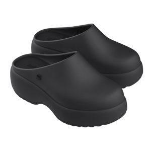 Free Clog Platform Black