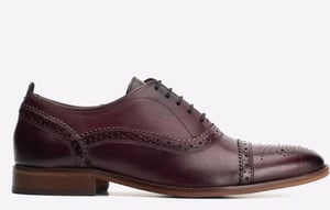 Base London Cast Washed Leren Herenschoenen In Donkerrood Met Brogue-Details