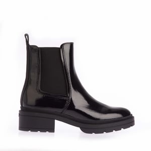 Women's Rocket Dog Iggie Patent Chelsea Boots in Black