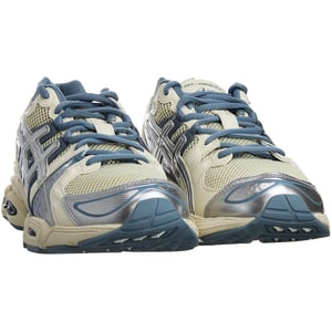 Asics Wind en Zee x Gel-Nimbus 9 Heren Beige Sneakers
