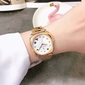 Marc Jacobs MJ3574 Mandy Quartz Vrouwenhorloge