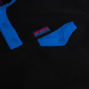 486825 Sweater met knoopsluiting voor jongens
