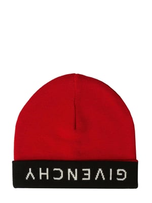 Hoed van Givenchy