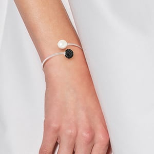 Armband u en mij witte cultuur parel en kristal preciosa wit semi rigide zilver 925