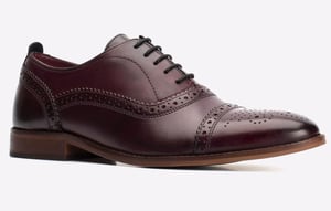 Base London Cast Washed Leren Herenschoenen In Donkerrood Met Brogue-Details
