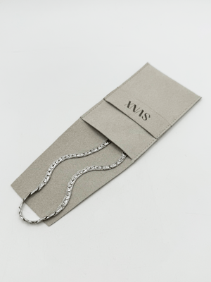Interlocked Chain Necklace in Silver