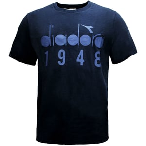 Diadora Dribble T-shirt i marinblå för män