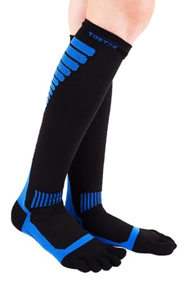 TOETOE - Mens & Ladies Moisture Wicking Sports Compression Knee High Toe Socks - Black & Blue